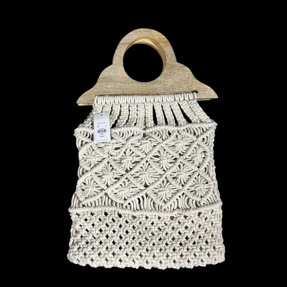 Francesca’s Crochet Tote 👀